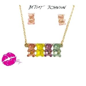 NEW Betsey Johnson Pastel Gummy Bear Set